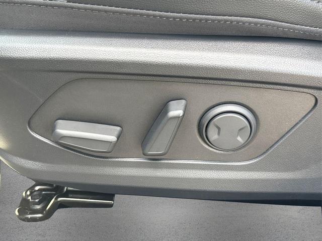 Photo of 2025 Shimmering Silver Hyundai TUCSON