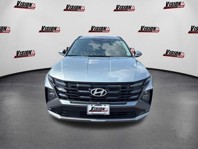 Photo of 2025 Shimmering Silver Hyundai TUCSON