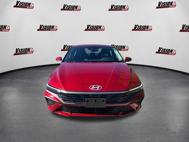 Photo of 2025 Ultimate Red Hyundai ELANTRA