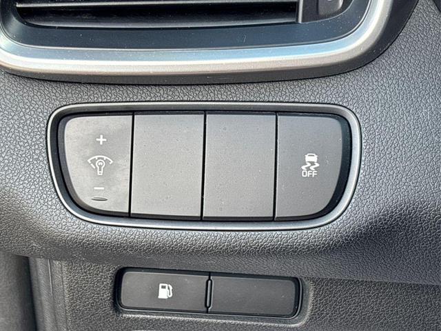 Photo of 2018 Titanium Silver Kia Sorento