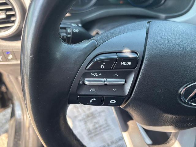 Photo of 2018 Ultra Black Hyundai KONA