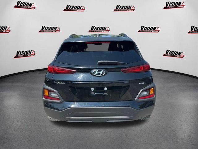 Photo of 2018 Ultra Black Hyundai KONA