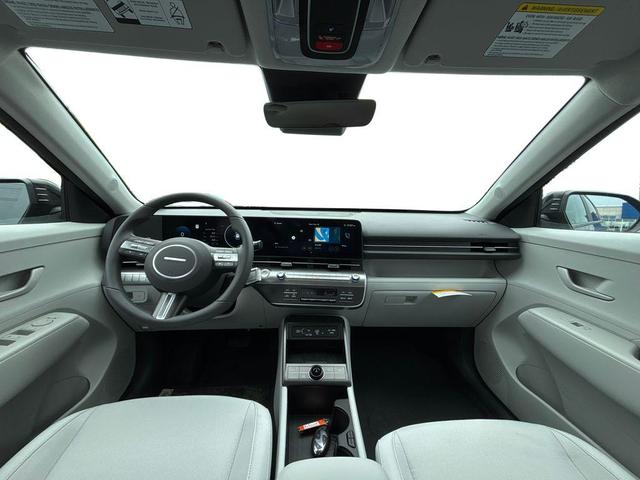 Photo of 2025 Abyss Black Pearl Hyundai KONA