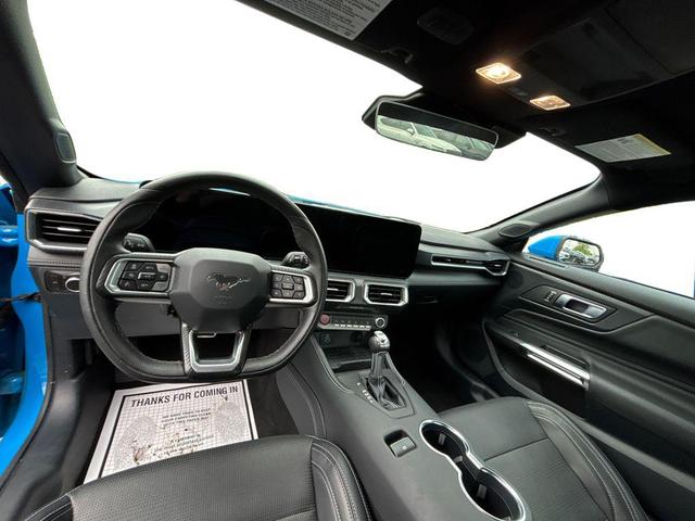 Photo of 2024 Grabber Blue Metallic Ford Mustang