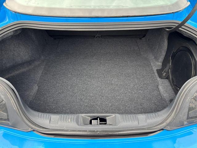 Photo of 2024 Grabber Blue Metallic Ford Mustang
