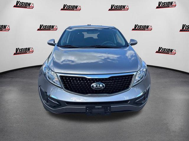 Photo of 2015 Mineral Silver Kia Sportage