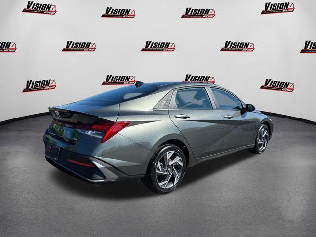 Photo of 2025 Amazon Gray Hyundai ELANTRA HEV