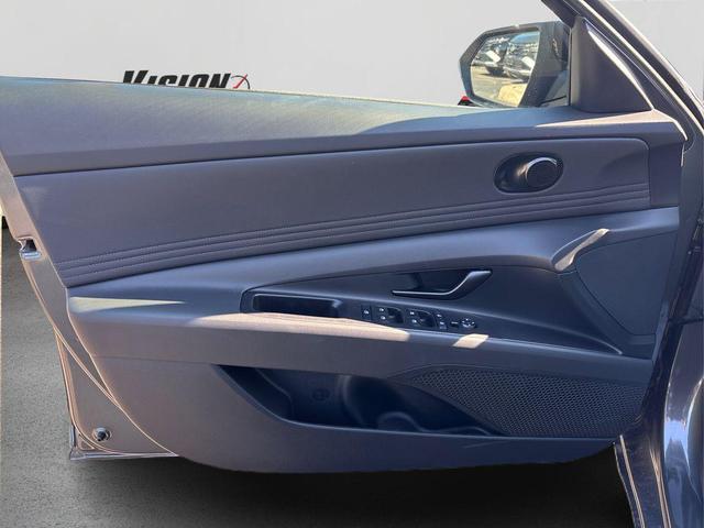 Photo of 2025 Amazon Gray Hyundai ELANTRA HEV
