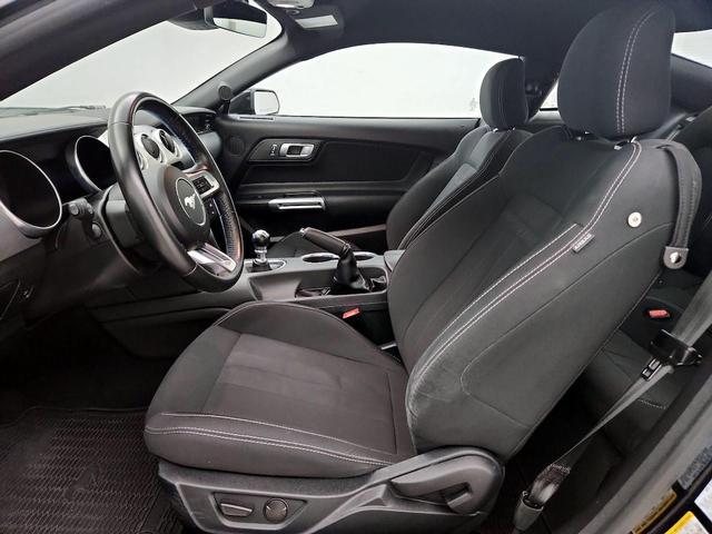 Photo of 2022 Black Ford Mustang