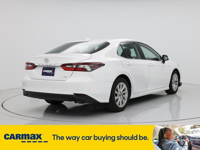Photo of 2021 White Toyota Camry