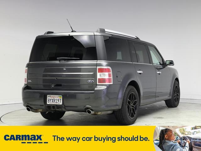 Photo of 2019 Gray Ford Flex