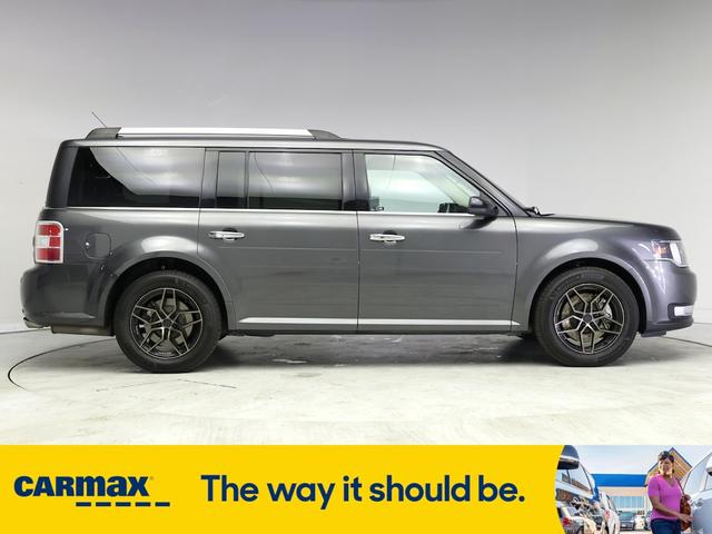 Photo of 2019 Gray Ford Flex