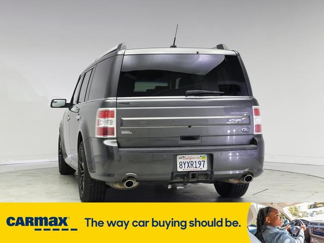 Photo of 2019 Gray Ford Flex