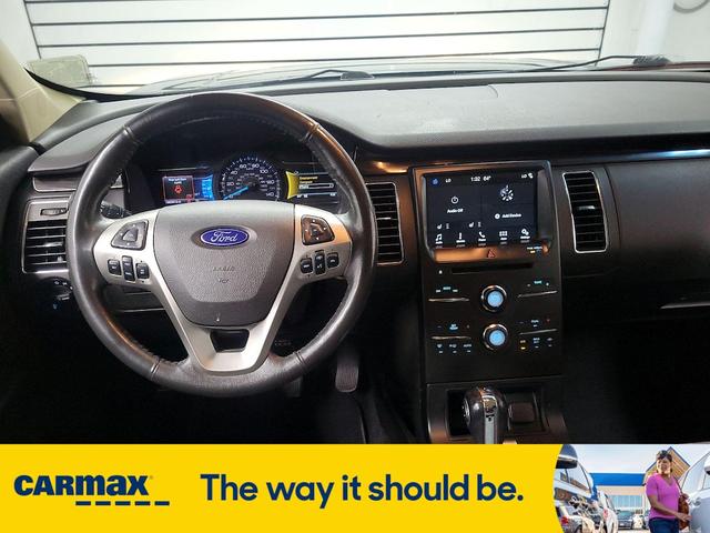 Photo of 2019 Gray Ford Flex