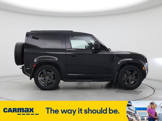 Photo of 2022 Black Land Rover Defender
