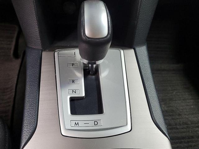 Photo of 2014 Blue Subaru Legacy