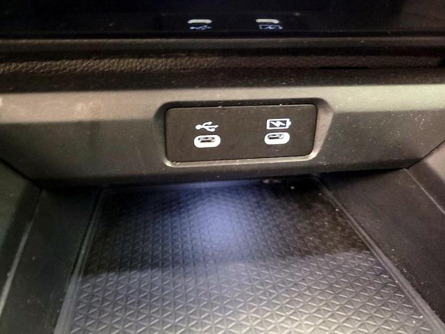 Photo of 2023 Gray Honda Accord Hybrid
