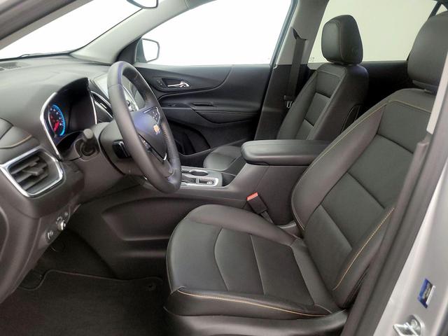 Photo of 2021 Silver Chevrolet Equinox