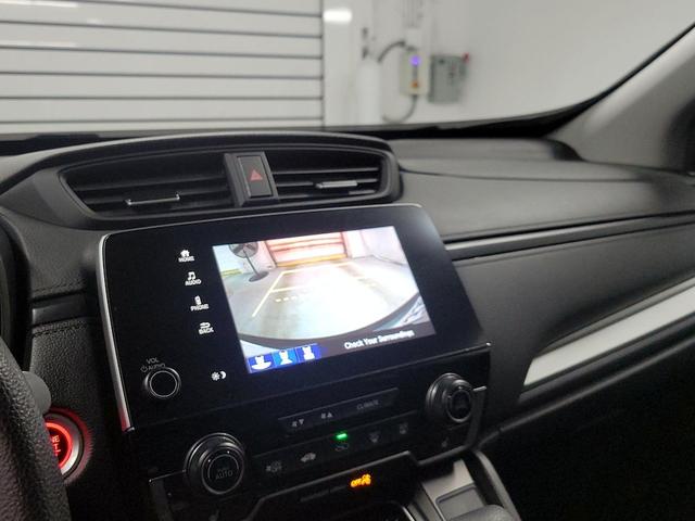 Photo of 2022 White Honda CR-V