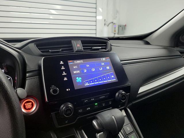 Photo of 2022 White Honda CR-V