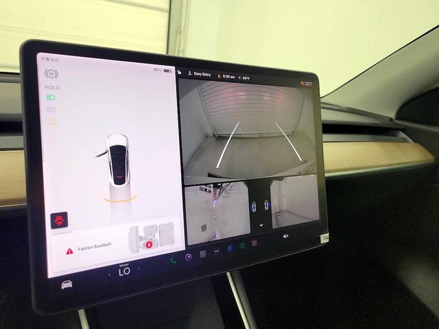 Photo of 2020 White Tesla Model Y