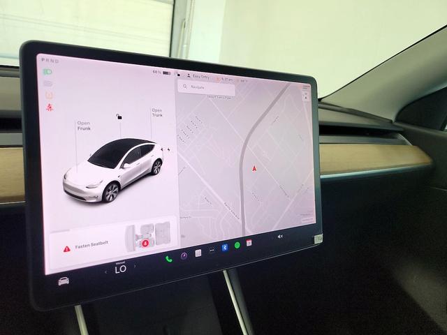 Photo of 2020 White Tesla Model Y