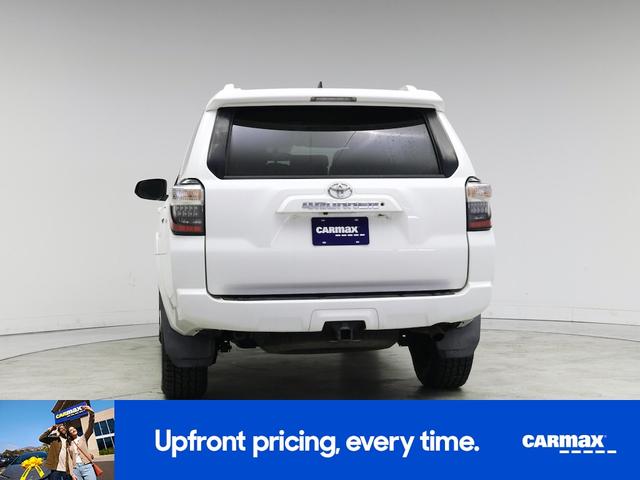 Photo of 2018 White Toyota 4Runner