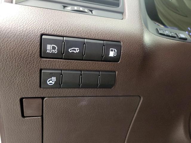 Photo of 2019 White Lexus RX 450h