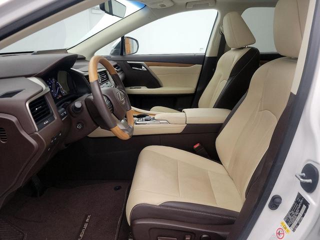 Photo of 2019 White Lexus RX 450h