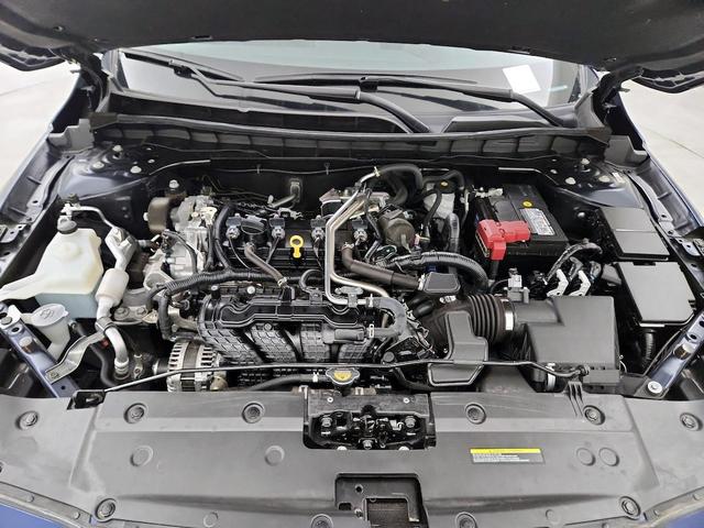 Photo of 2022 Blue Nissan Altima