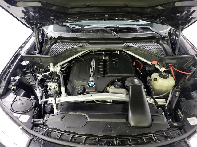 Photo of 2018 Black BMW X5