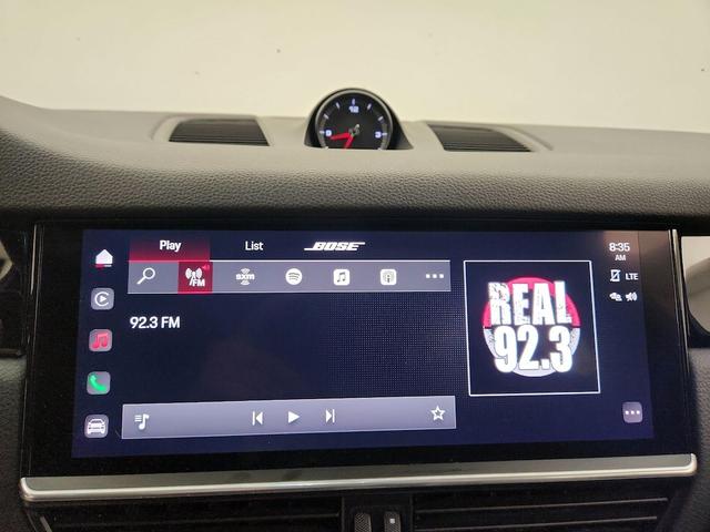 Photo of 2023 Gray Porsche Cayenne