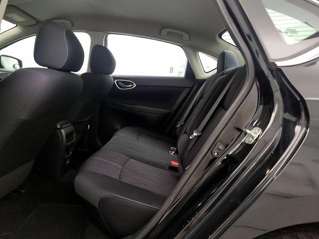 Photo of 2018 Black Nissan Sentra
