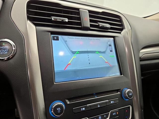 Photo of 2018 Black Ford Fusion Hybrid