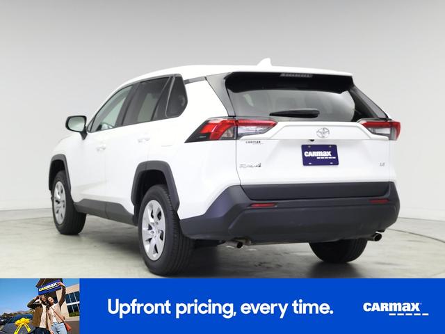 Photo of 2024 White Toyota RAV4
