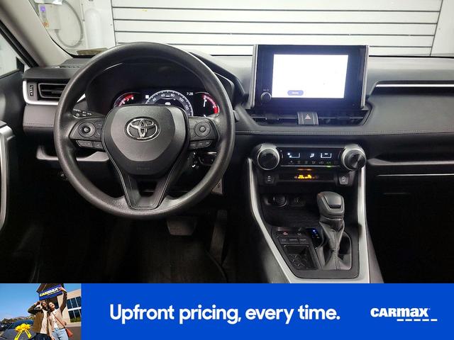 Photo of 2024 White Toyota RAV4