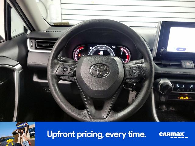 Photo of 2024 White Toyota RAV4