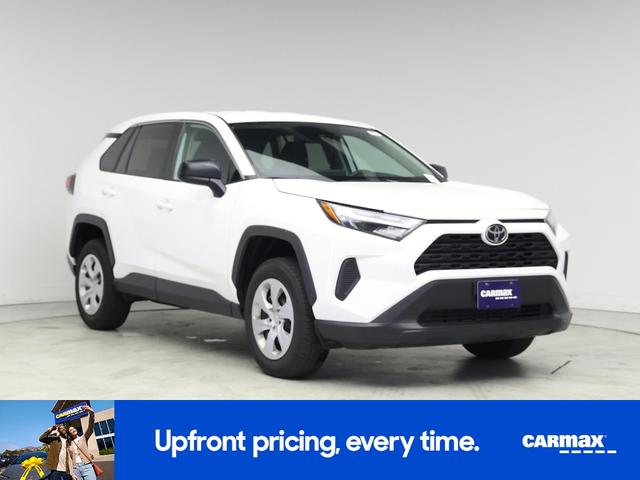 Photo of 2024 White Toyota RAV4