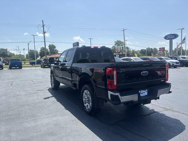 Photo of 2023 Agate Black Metallic Ford F-250