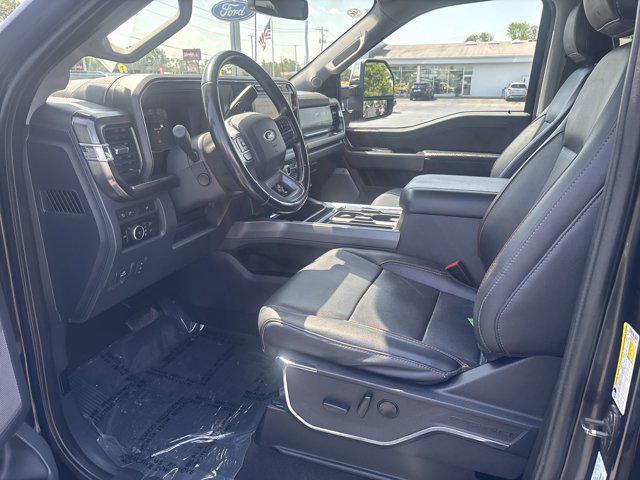 Photo of 2023 Agate Black Metallic Ford F-250