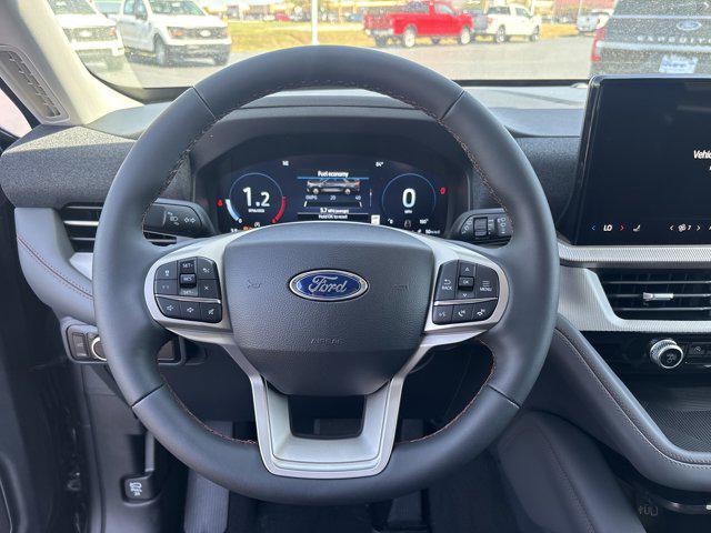 Photo of 2025 Carbonized Gray Metallic Ford Explorer