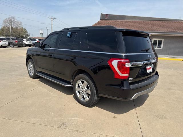 Photo of 2019 Agate Black Metallic Ford Expedition