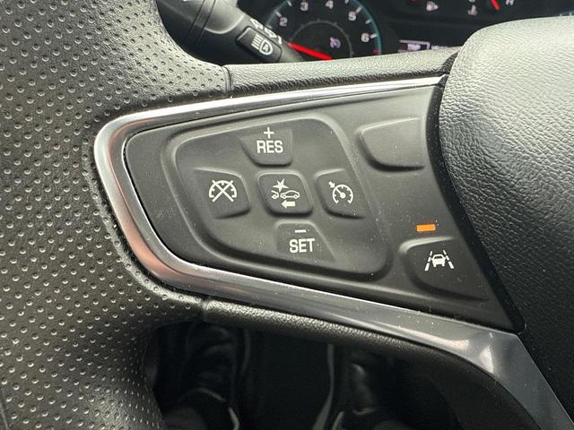 Photo of 2023 White Chevrolet Malibu