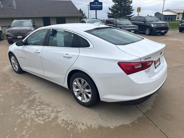 Photo of 2023 White Chevrolet Malibu