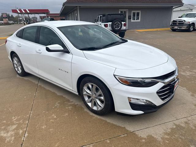 Photo of 2023 White Chevrolet Malibu