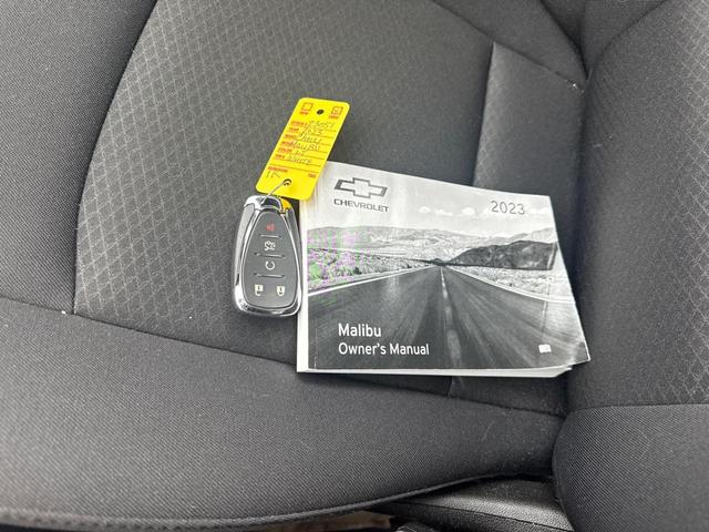 Photo of 2023 White Chevrolet Malibu
