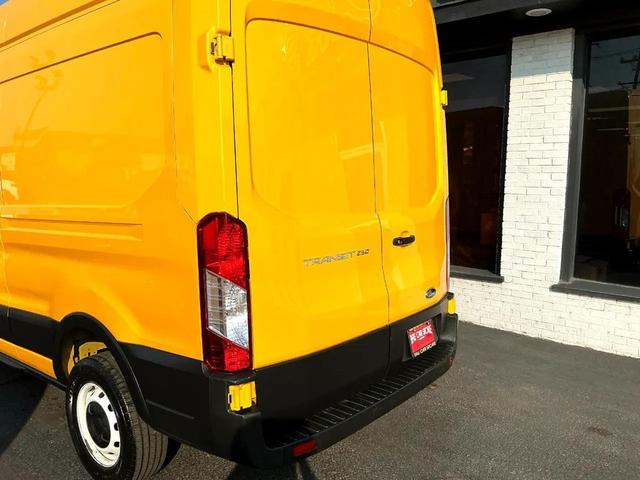 Photo of 2021 School Bus Yellow Ford Transit-250