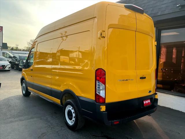 Photo of 2021 School Bus Yellow Ford Transit-250