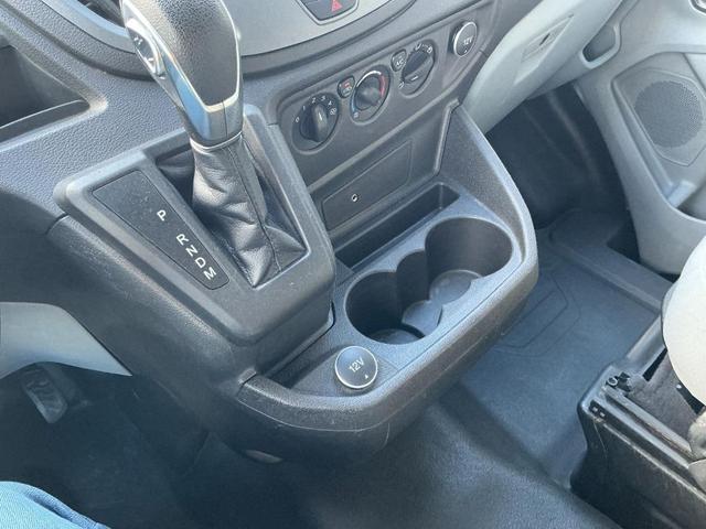 Photo of 2018 Oxford White Ford Transit-250