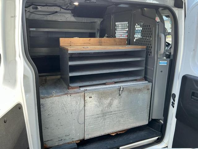 Photo of 2018 Oxford White Ford Transit-250